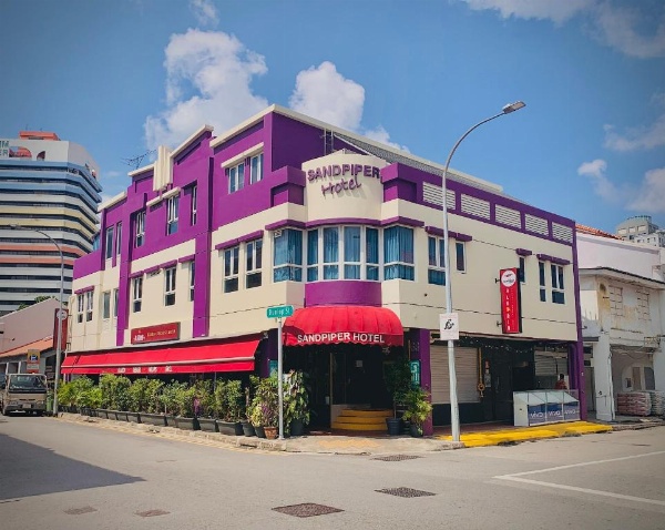 Sandpiper Hotel image 1